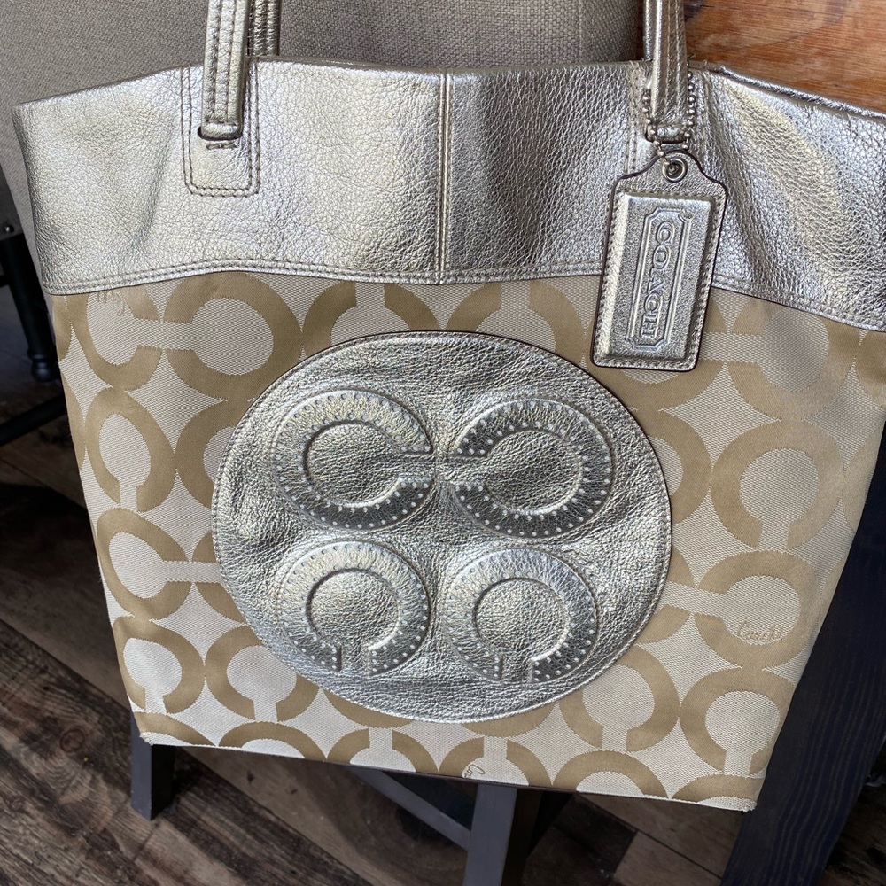 Coach Leather/Cloth Shoulder Bag